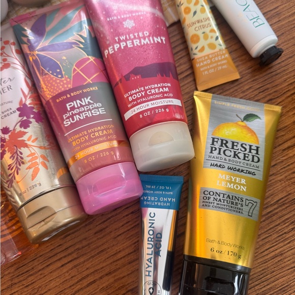 NEW Bath & Body Works HUGE BUNDLE LOT - Picture 2 of 9